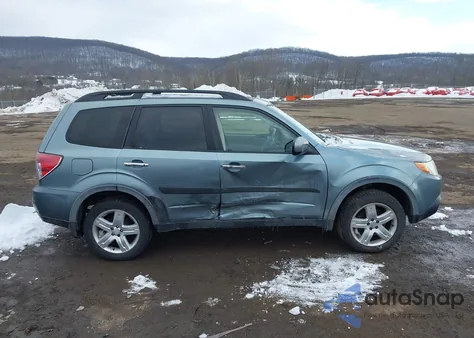2010 Subaru Forester 2.5X Limited z USA, uszkodzony, nr VIN JF2SH6DC1AH907031